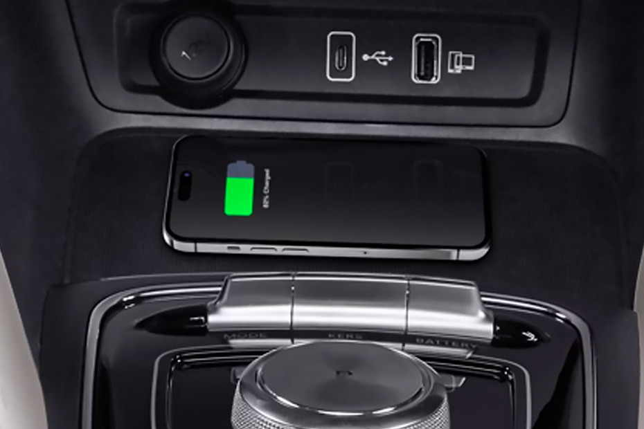 MG MG ZS EV INTERIOR Charging Options