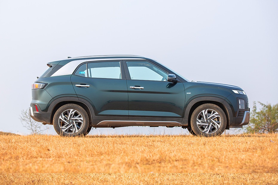 Hyundai Creta Side Profile View (Right)