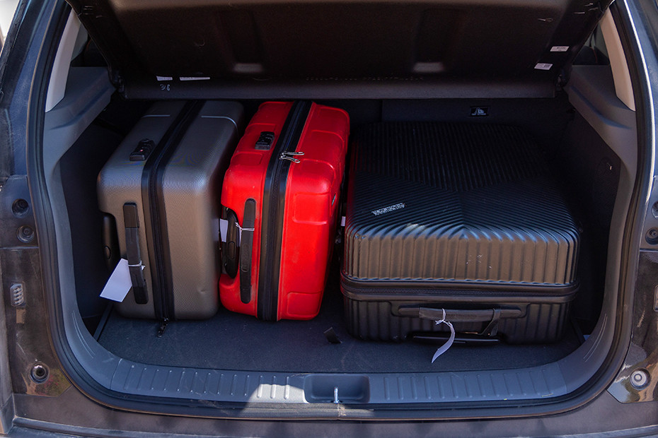 Hyundai Creta Boot Space (With Luggage)