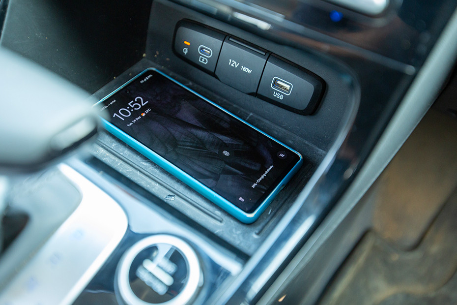 Hyundai Creta Wireless Charger