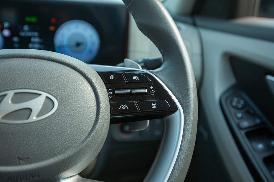 Hyundai Creta Steering Wheel Buttons (Right)