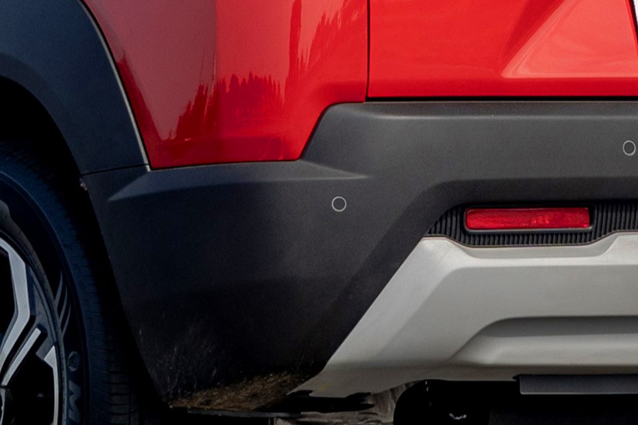 Maruti Brezza Rear Parking Sensors