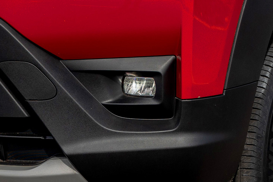 Maruti Brezza Front Fog Lamp