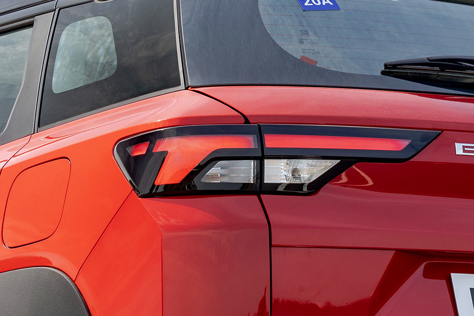 Maruti Brezza Taillight
