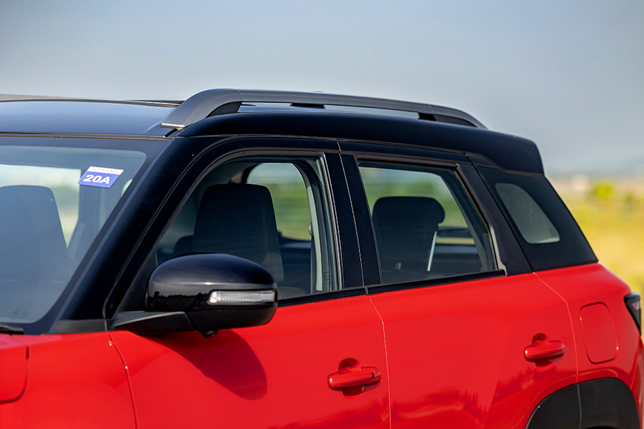 Maruti Brezza Window Line