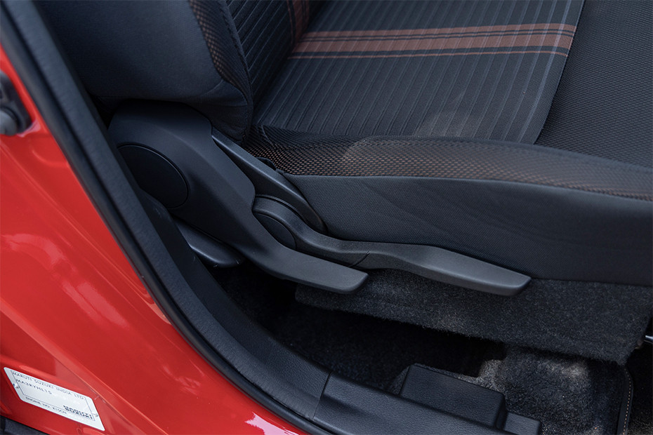 Maruti Brezza Seat Adjustment