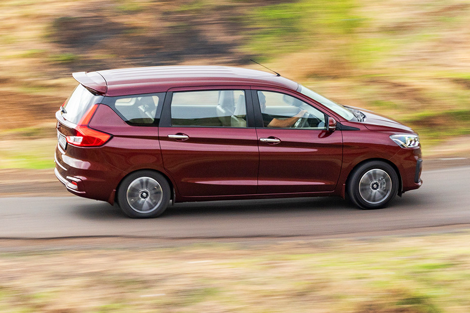 Maruti Ertiga Driving: Side Profile (Left) View