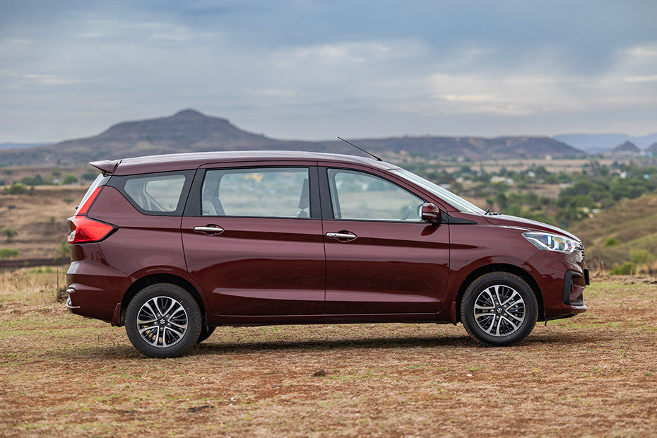 Maruti Ertiga Side Profile View (Right)