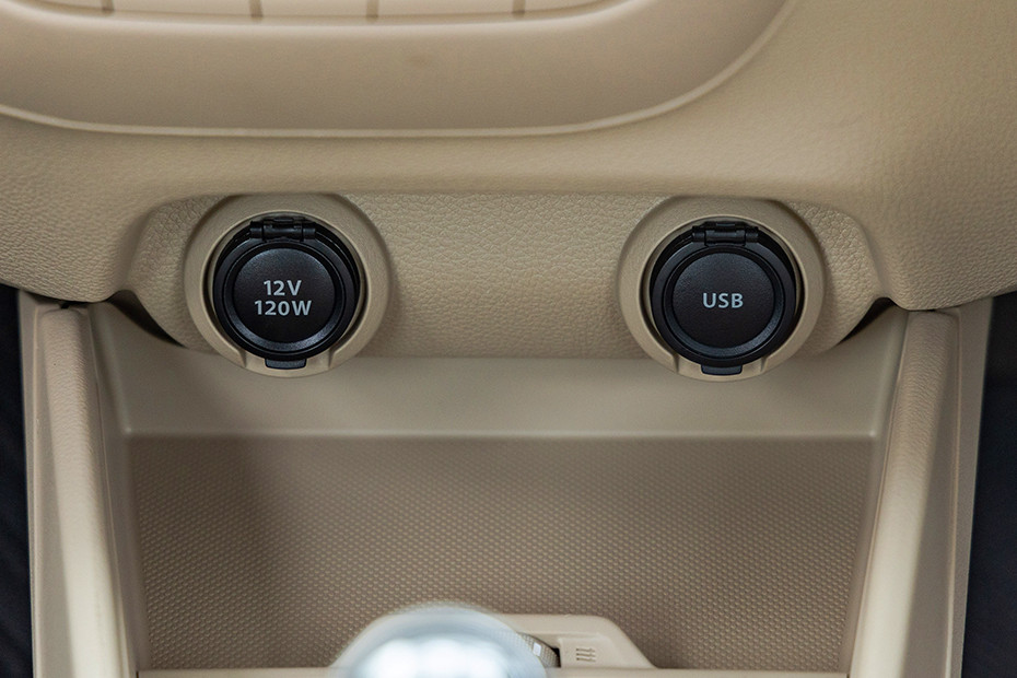 Maruti Ertiga USB Charging Port (Front)