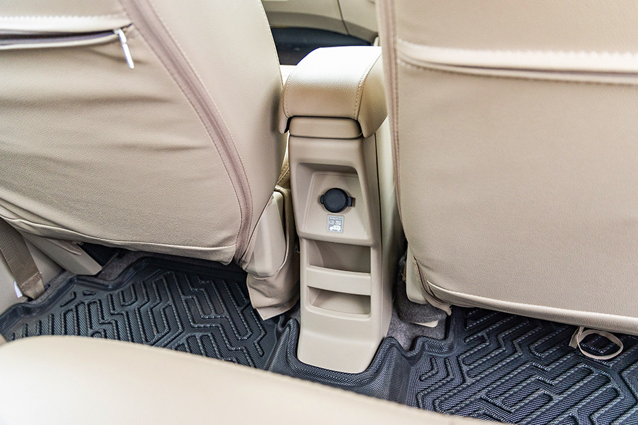 Maruti Ertiga 12V Socket (Rear)