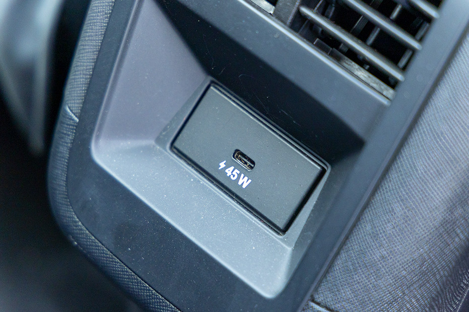 Tata Curvv EV USB Charging Port (Rear)