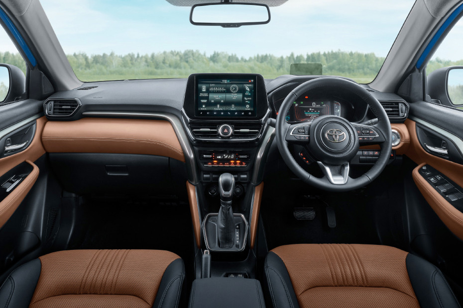 Toyota Urban Cruiser Hyryder DashBoard