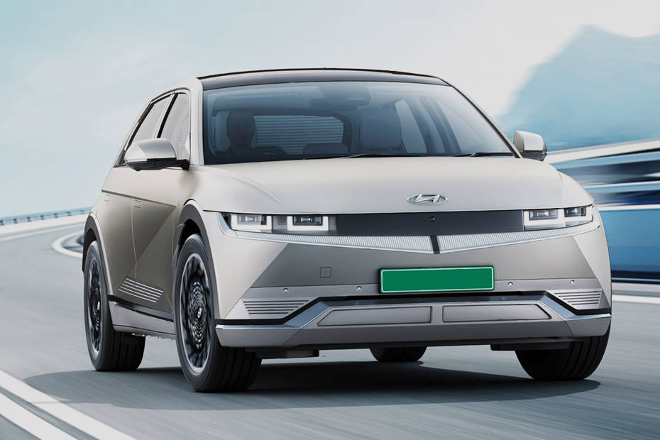 Hyundai IONIQ 5 Front Right Side View