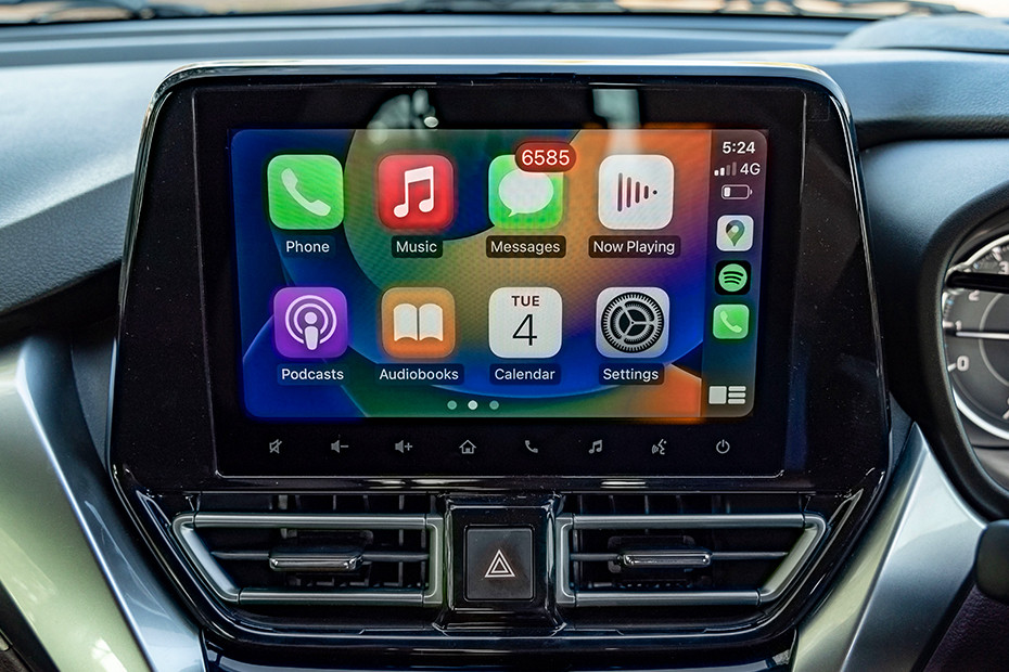 Maruti FRONX Apple CarPlay