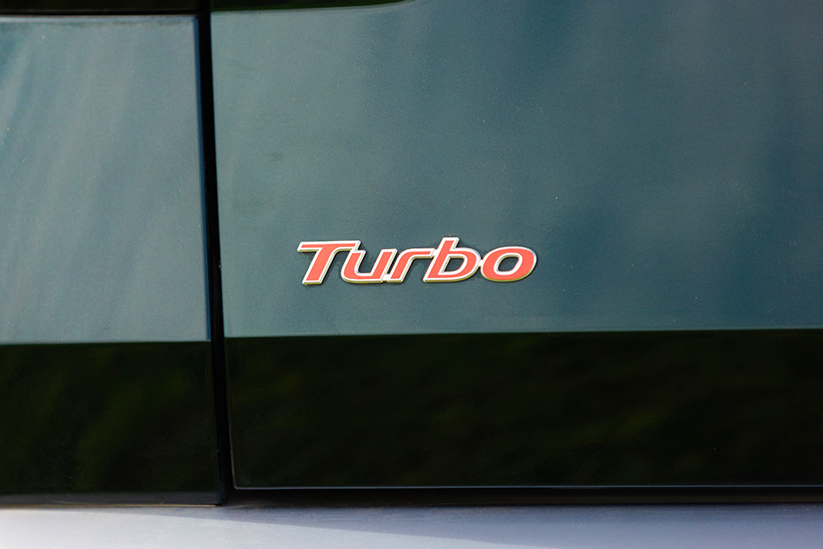 Hyundai Alcazar Engine Badge