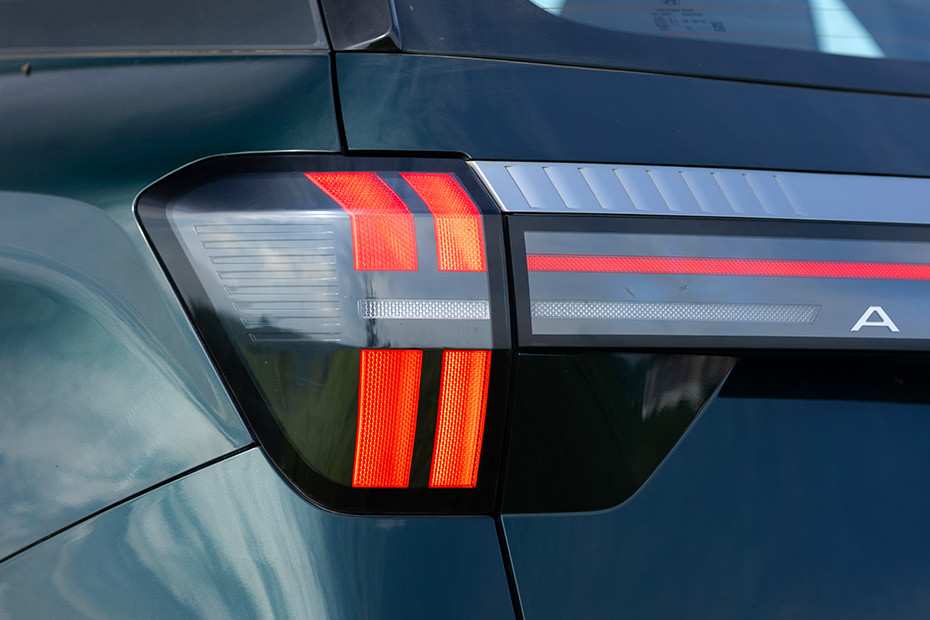 Hyundai Alcazar Taillight