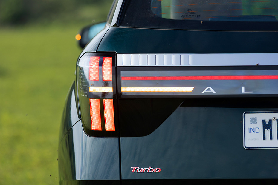 Hyundai Alcazar Turn Indicator (Rear)