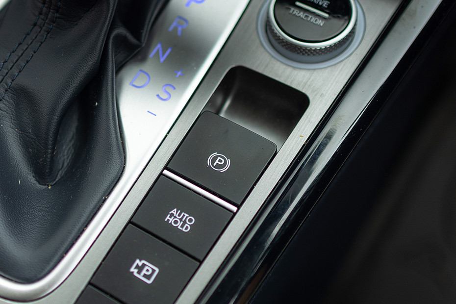 Hyundai Alcazar Handbrake