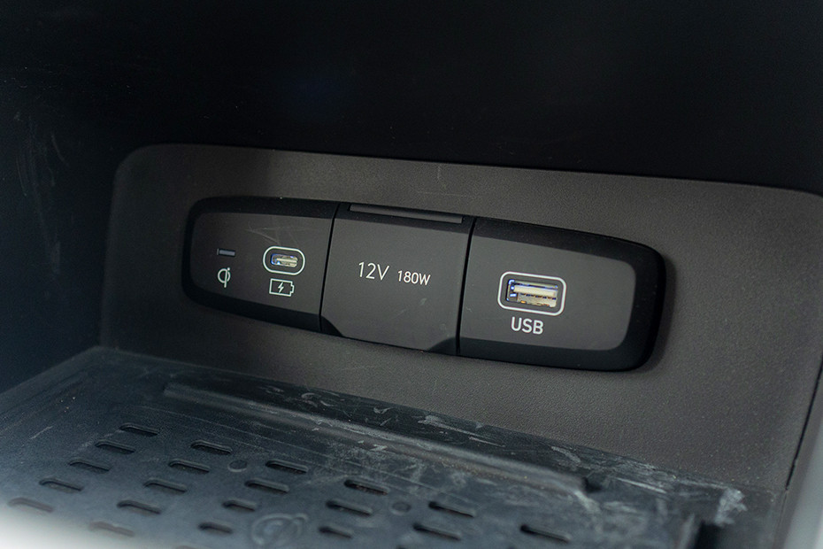 Hyundai Alcazar 12V Socket (Front)