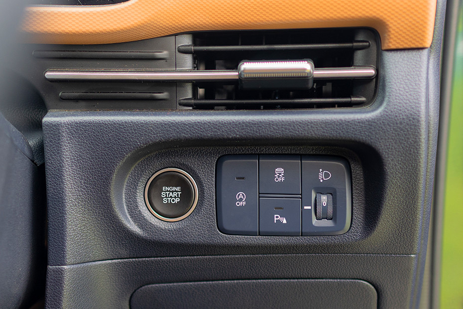 Hyundai Alcazar Dashboard Switches (Driver's Side)