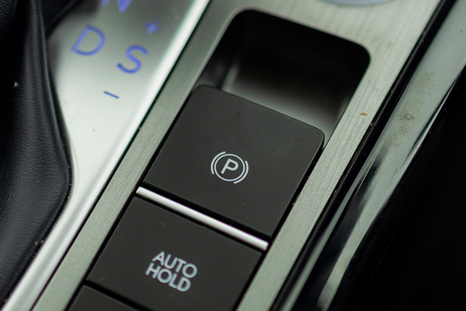Hyundai Alcazar Electronic Parking Brake