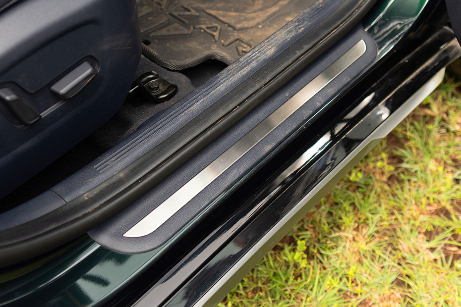 Hyundai Alcazar Door Scuff Plate