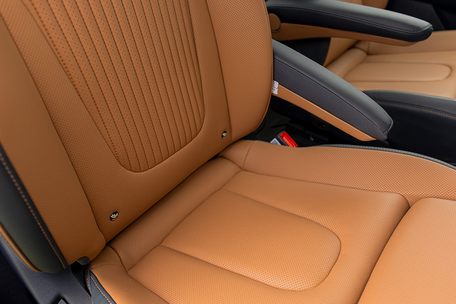 Hyundai Alcazar Rear Seat Ventilation (Close Up)