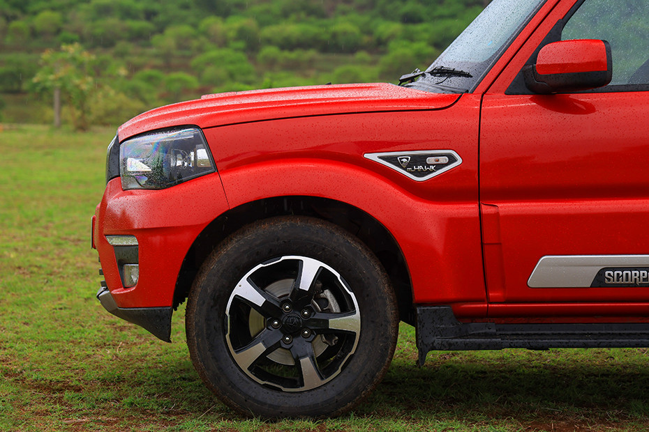 Mahindra Scorpio Front Fender