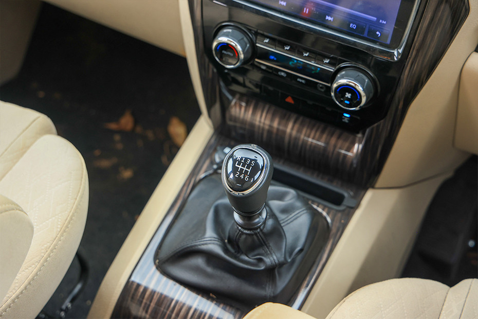 Mahindra Scorpio Gear Selector / Shifter