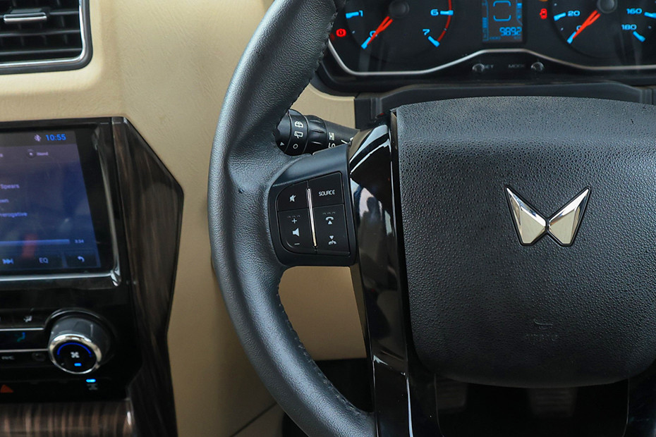 Mahindra Scorpio Steering Wheel Buttons (Left)