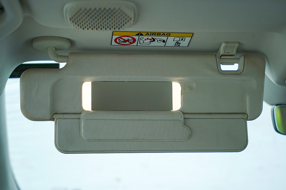Mahindra XEV 9e Sun Visor with Vanity Mirror