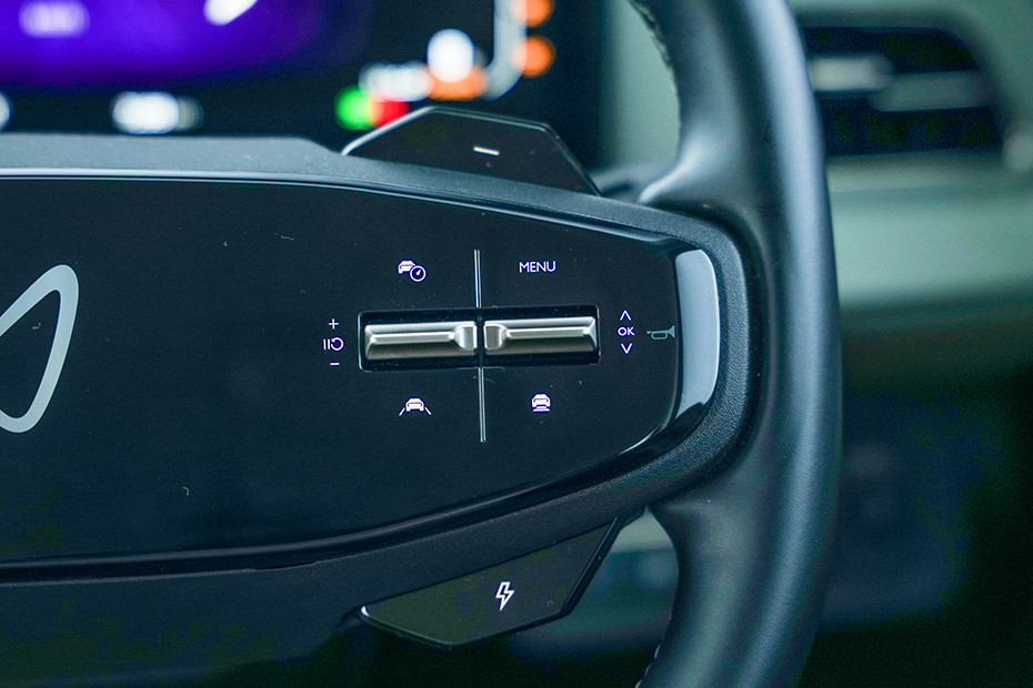 Mahindra XEV 9e Cruise Control