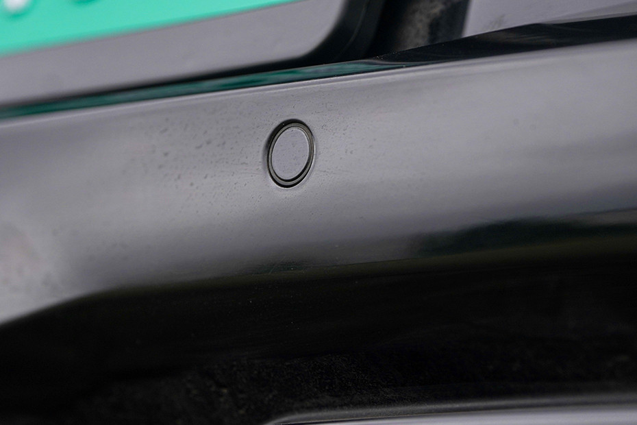 Mahindra BE 6 Rear Parking Sensors