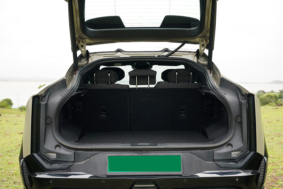 Mahindra BE 6 Boot Space