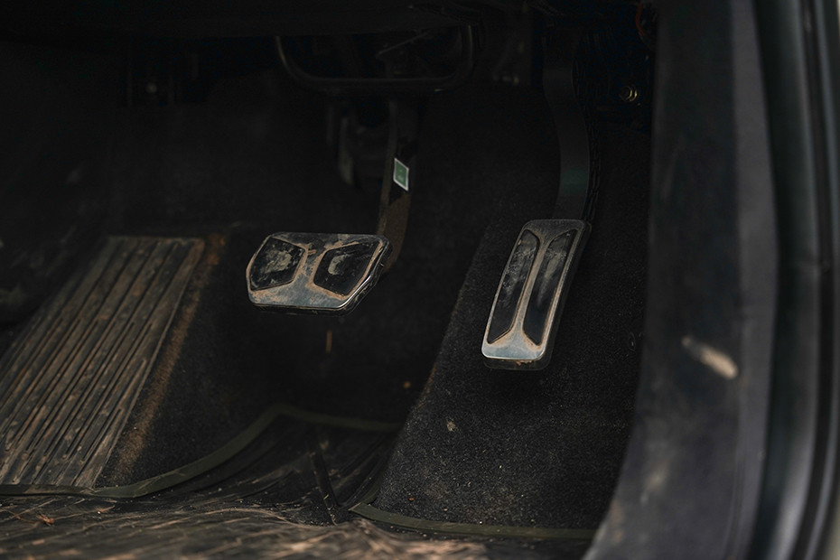 Mahindra BE 6 Pedals