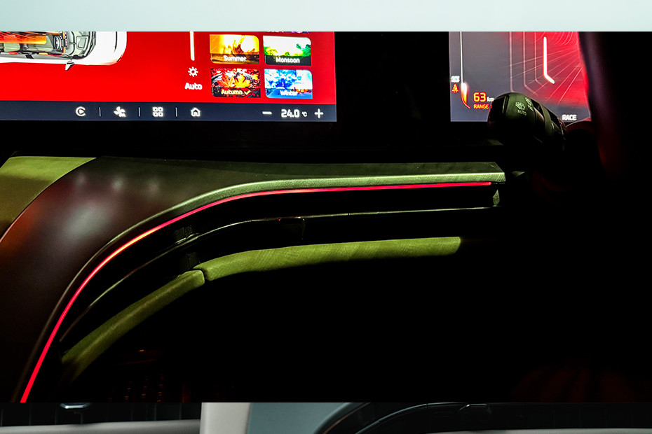 Mahindra BE 6 Rear Windshield Sunblind