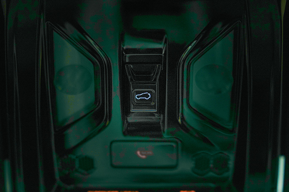 Mahindra BE 6 Sunroof Control