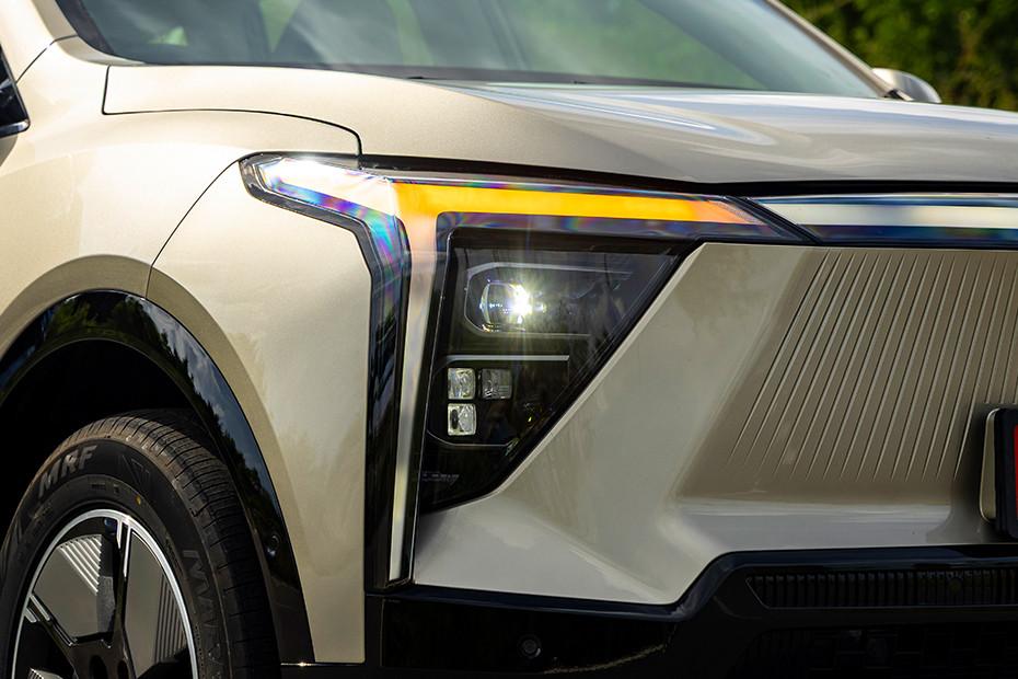 Mahindra XEV 9S Turn Indicator (Front)