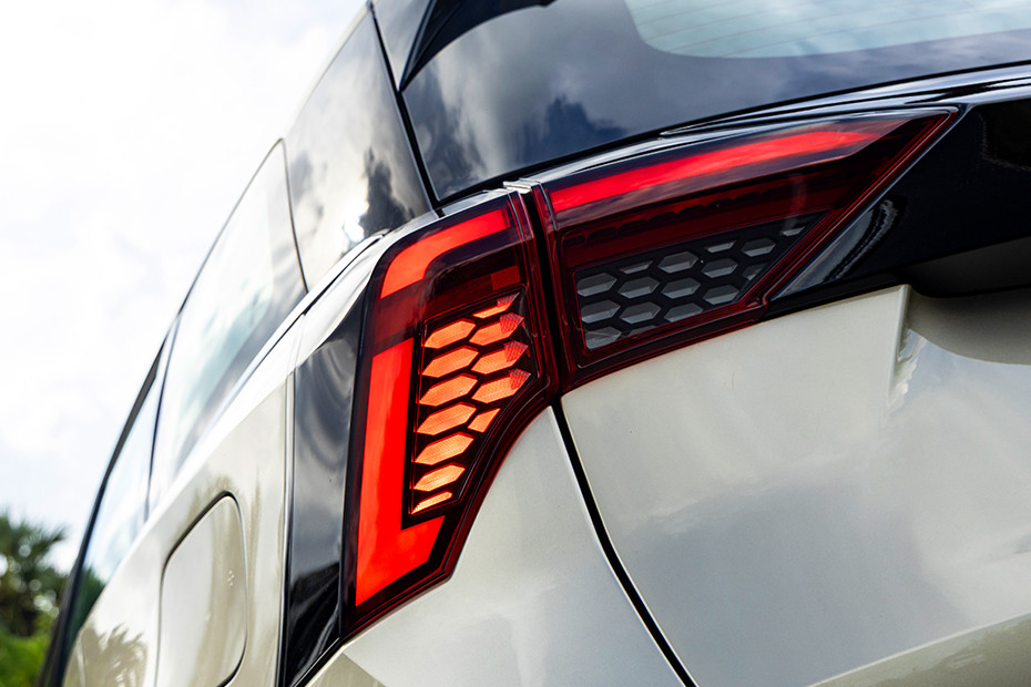 Mahindra XEV 9S Turn Indicator (Rear)