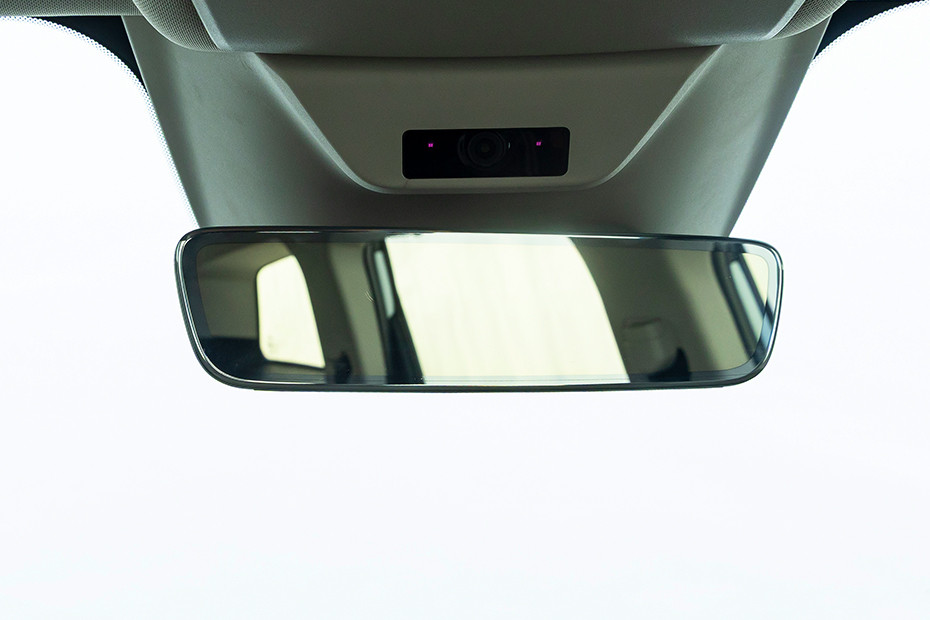 Mahindra XEV 9S Inside Rear View Mirror