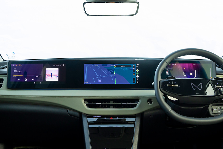 Mahindra XEV 9S Navigation or Infotainment Mid Closeup