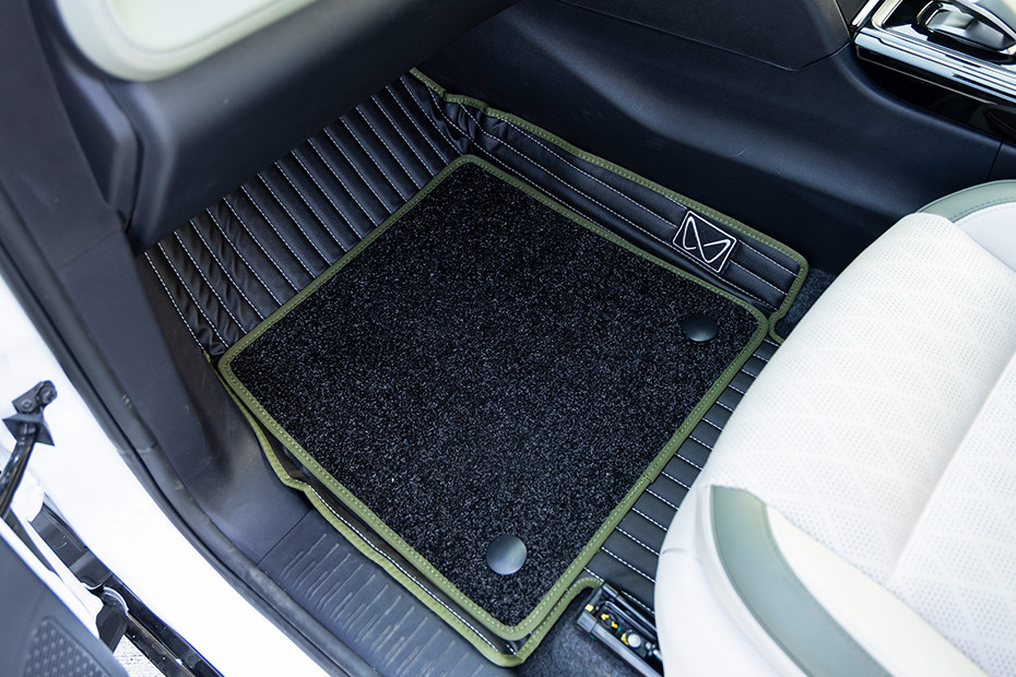 Mahindra XEV 9S Floor Mats