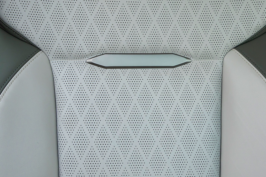 Mahindra XEV 9S Seat Upholstery