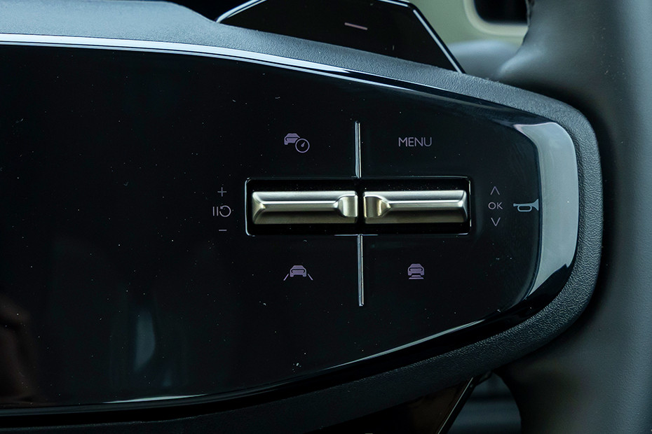 Mahindra XEV 9S Cruise Control