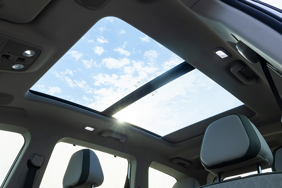 Mahindra XEV 9S Sunroof (Inside View)