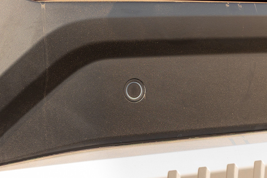 Tata Harrier Rear Parking Sensors