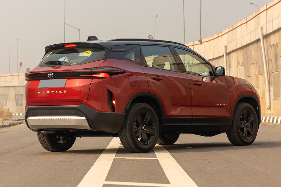 Tata Harrier Rear Right Three Quarter View