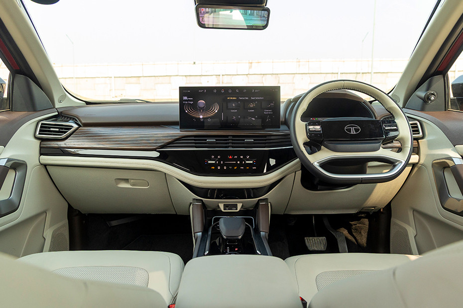 Tata Harrier Dashboard