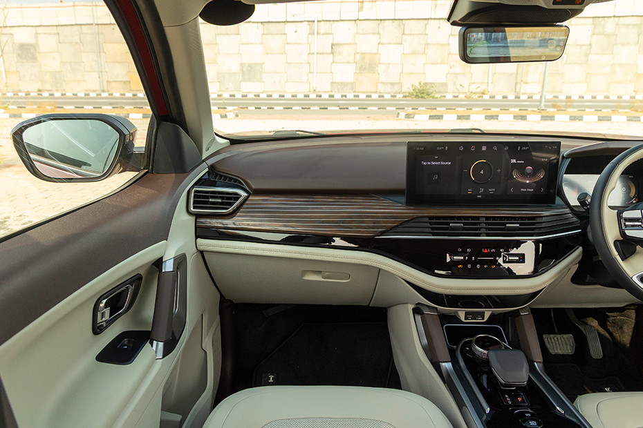 Tata Harrier Passenger View