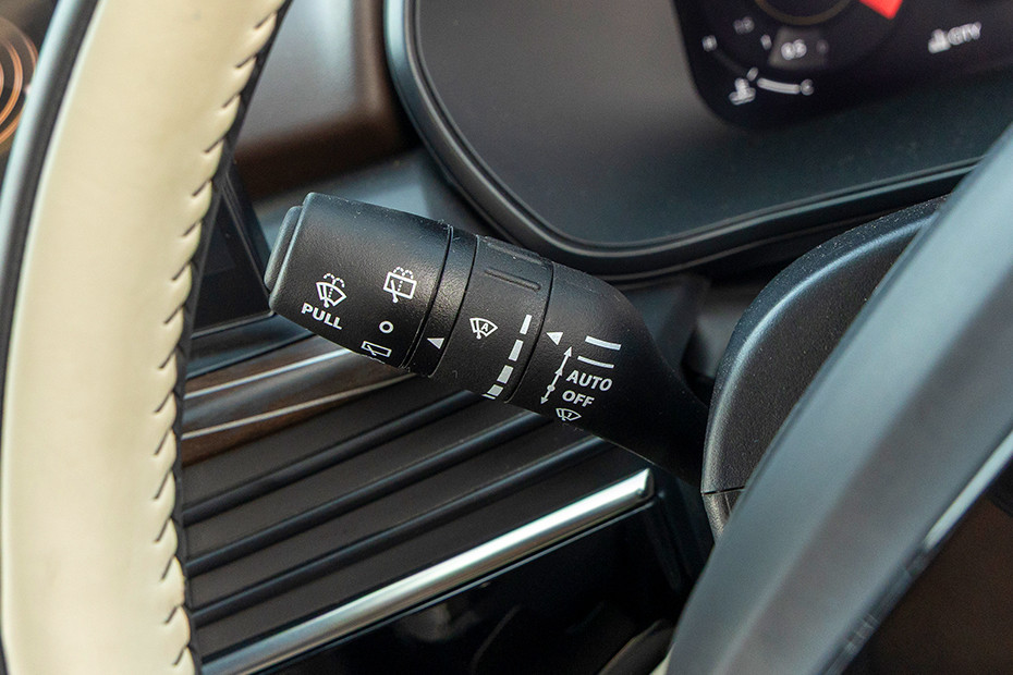Tata Harrier Wiper Control